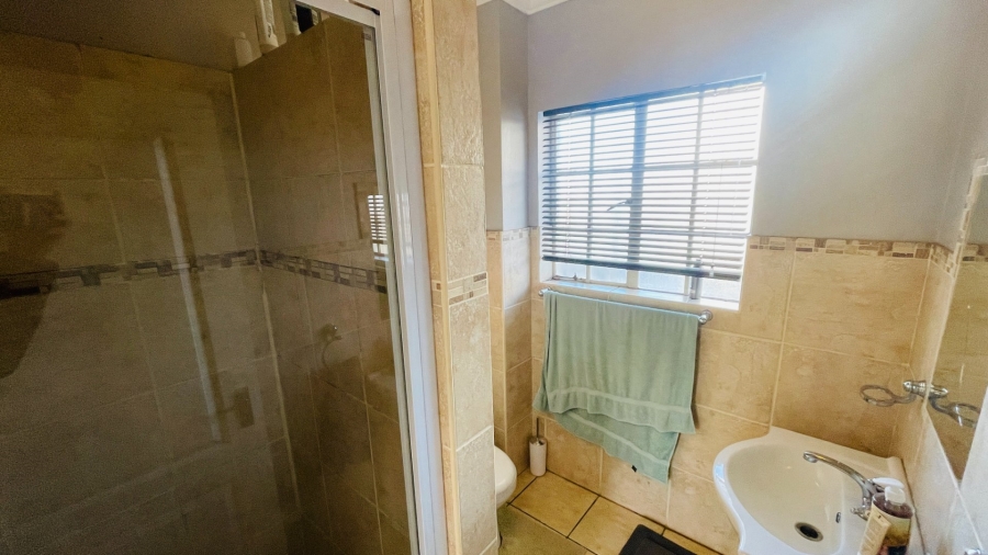 2 Bedroom Property for Sale in Bult West North West